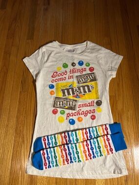 M&M’s Women’s Small T-Shirt and Socks Set Las Vegas